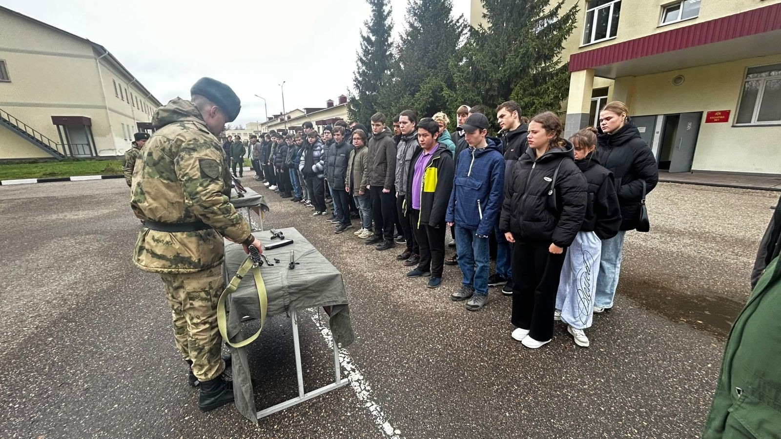 В воинской части Росгвардии состоялся День призывника