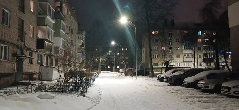 В Белоусове стало светлее

Двадцать две новые оцинкованные опоры со светильниками и 250 метров са...