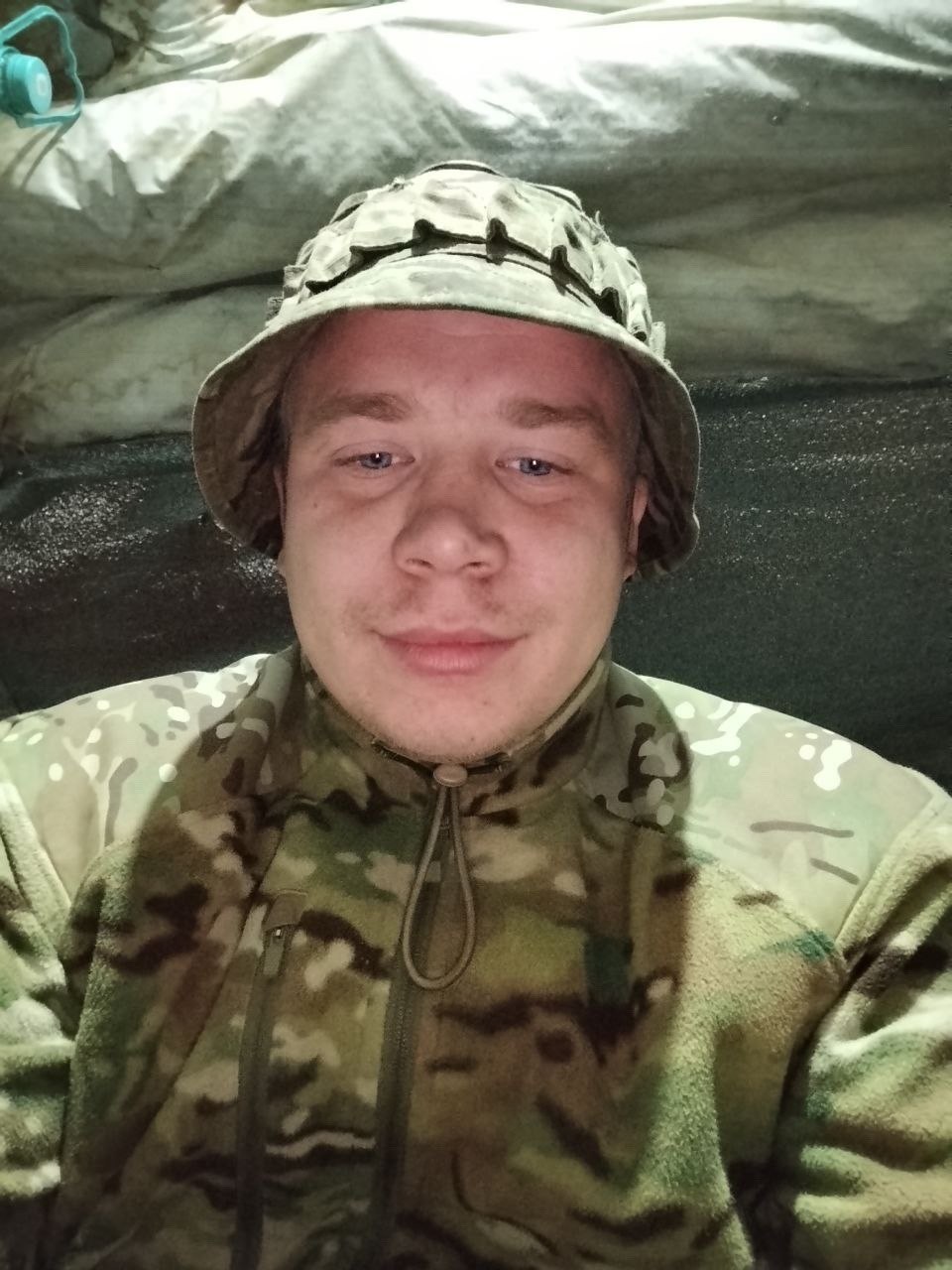 В боях под Красным Лиманом погиб 24-летний Илья Новиков из Жукова, позывной "Моряк". Он удостоен ...