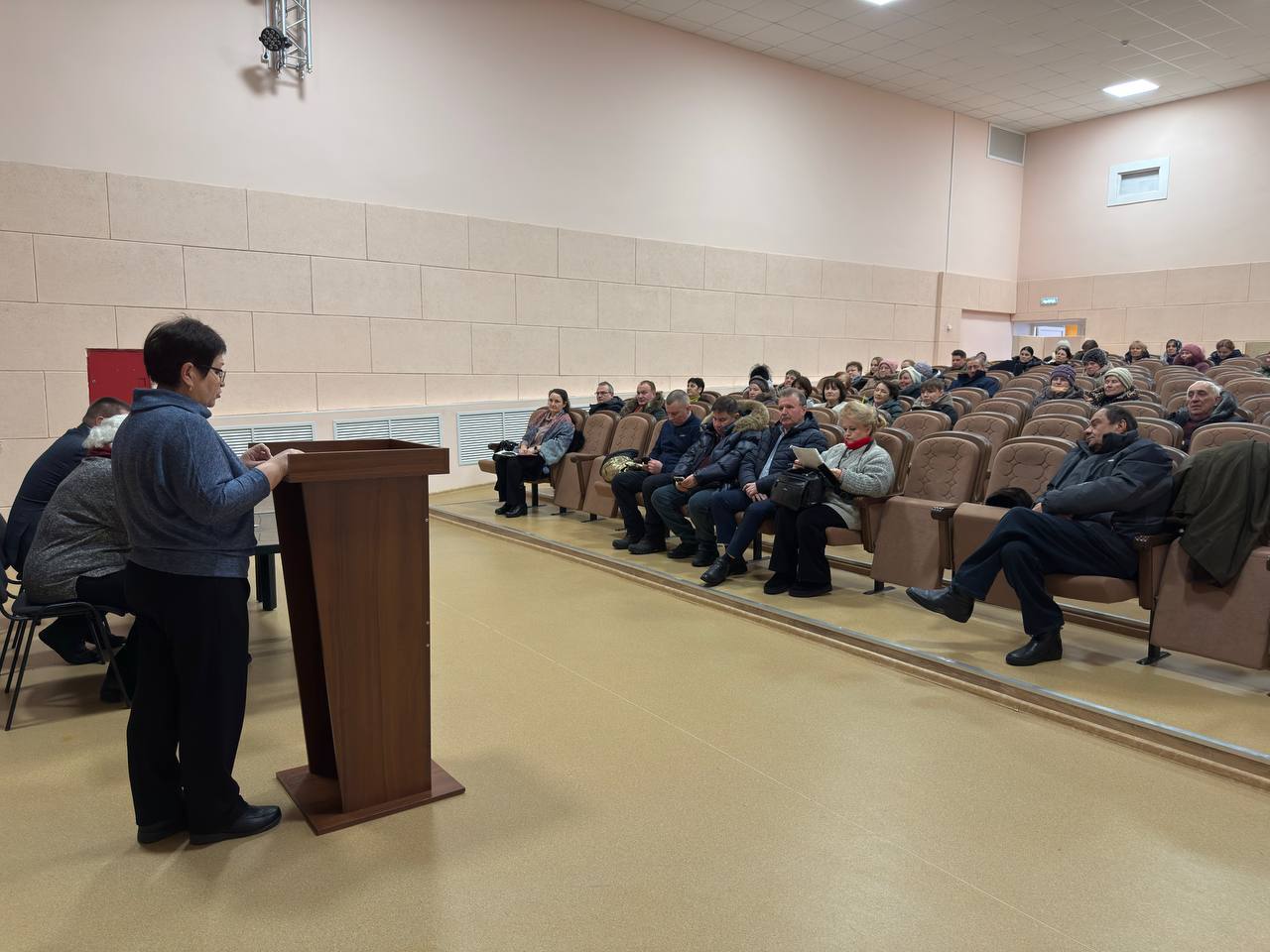 В селе Чаусово Жуковского округа местные жители выразили претензии к работе властей.

На встрече ...