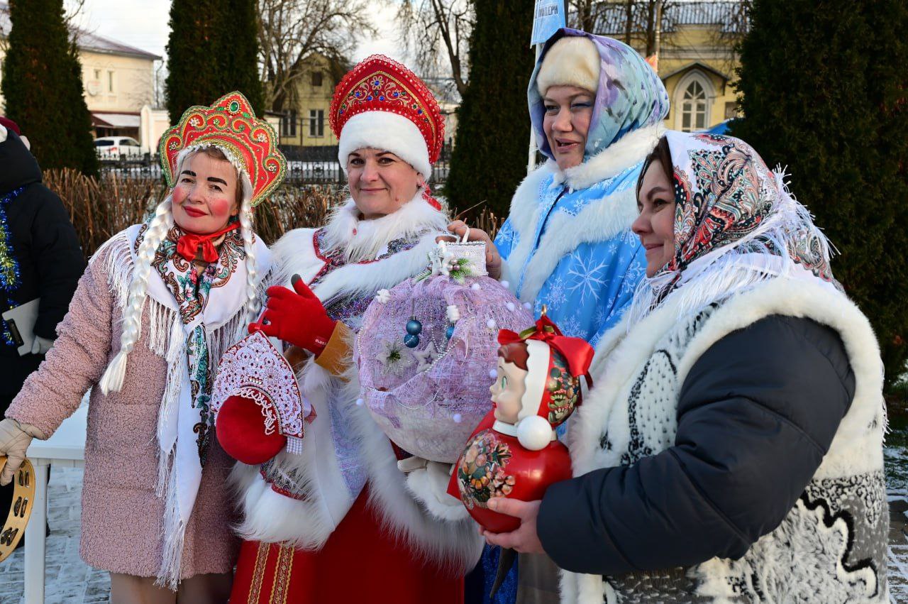 Жители Малоярославца показали класс!

В городе прошел фестиваль "Блестит на ёлке новогодний шар"....