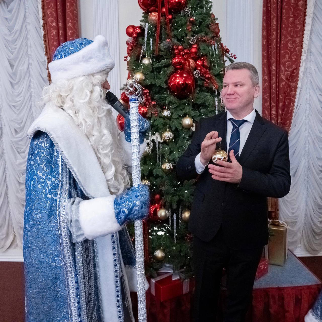 Николай Калиничев исполнит мечту сестер Комковых-Кузнецовых.

Глава округа принял участие в акции...